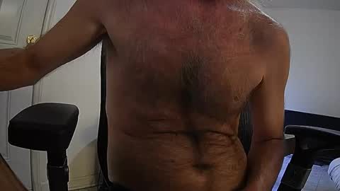 Snapshot of rebelyellin chatting on February 9, 2025, 3:23 pm rebelyellin online show from February 9, 2025, 3:23 pm