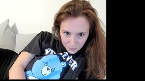 Lolanaturalred online show from February 1, 2025, 4:44 pm