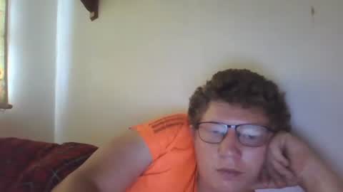 Snapshot of red454games454 chatting on December 14, 2024, 6:52 pm zsax horny online show from December 14, 2024, 6:52 pm