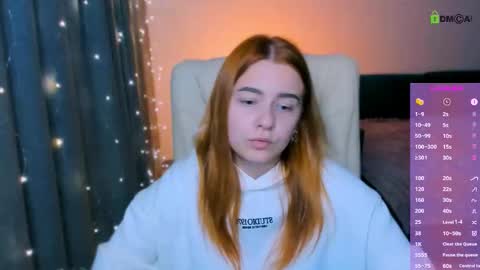 Snapshot of red__dizzy chatting on October 18, 2025, 3:35 pm red__dizzy online show from October 18, 2025, 3:35 pm