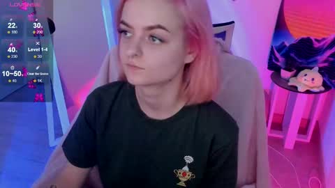 Bestie online show from February 24, 2025, 1:46 am