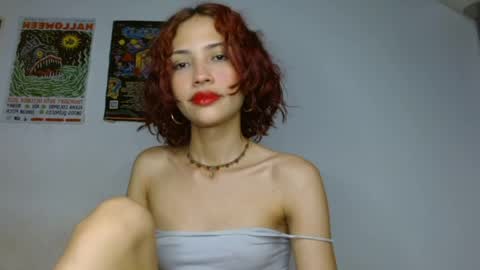 Snapshot of red_chanty chatting on April 8, 2026, 12:32 am Lorena online show from April 8, 2026, 12:32 am