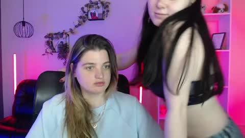 Snapshot of red_melissa chatting on May 27, 2026, 8:06 pm red_melissa online show from May 27, 2026, 8:06 pm