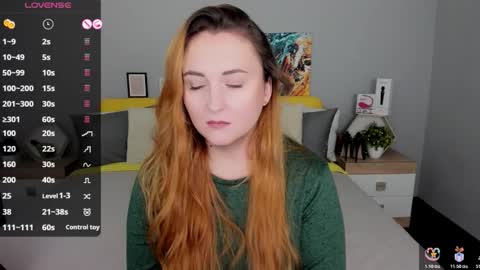 Lessy Fox online show from December 21, 2025, 5:53 pm