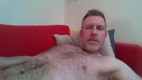 Snapshot of redandbluecloud chatting on December 26, 2024, 9:44 am Red online show from December 26, 2024, 9:44 am