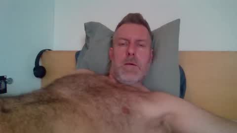 Red online show from February 9, 2026, 10:19 am