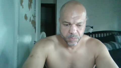 Redbone online show from April 25, 2026, 8:06 pm