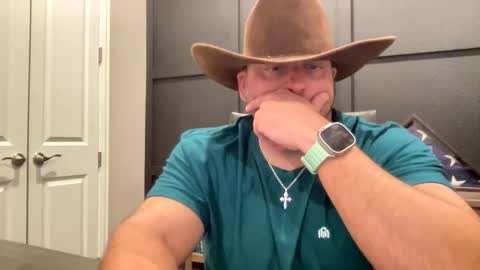 RedBull online show from December 18, 2024, 2:21 am