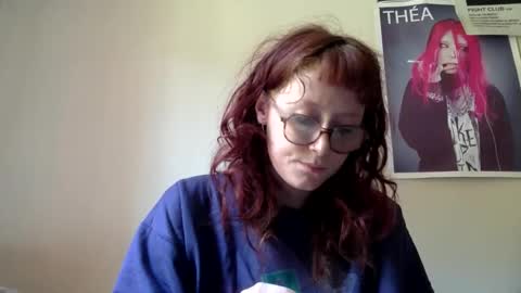redcassie666 online show from May 9, 2026, 12:32 pm