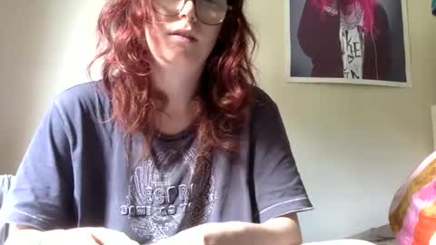 redcassie666 online show from May 11, 2026, 11:49 am