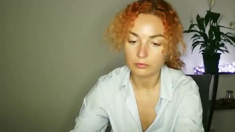 reddgirll online show from February 15, 2025, 8:43 pm