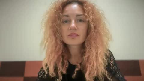 reddgirll online show from November 11, 2025, 10:32 pm