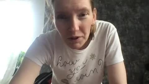 Snapshot of redfoxofficial chatting on July 26, 2026, 8:43 am Redfox online show from July 26, 2026, 8:43 am