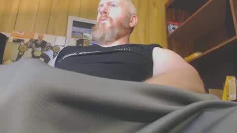 Snapshot of redhead4fun chatting on December 23, 2025, 1:14 am theredhead4fun online show from December 23, 2025, 1:14 am