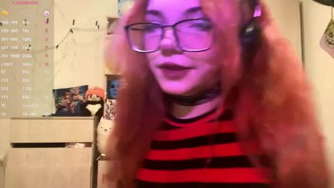 Snapshot of redheadcatxd chatting on April 22, 2026, 9:38 pm Eva online show from April 22, 2026, 9:38 pm