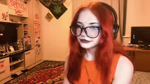 Snapshot of redheadcatxd chatting on May 14, 2026, 10:27 pm Eva online show from May 14, 2026, 10:27 pm