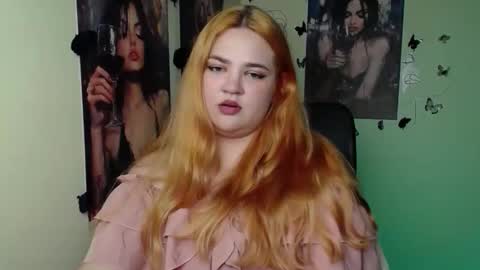 Rina online show from May 15, 2026, 2:57 pm