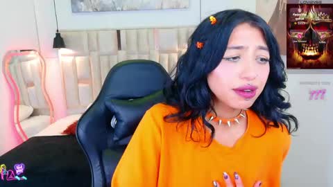 Snapshot of redhotter_ chatting on May 30, 2026, 8:06 pm Lili Lopez online show from May 30, 2026, 8:06 pm