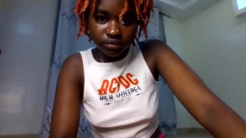 Snapshot of redrubyyyy chatting on December 3, 2025, 12:51 am redrubyyyy online show from December 3, 2025, 12:51 am