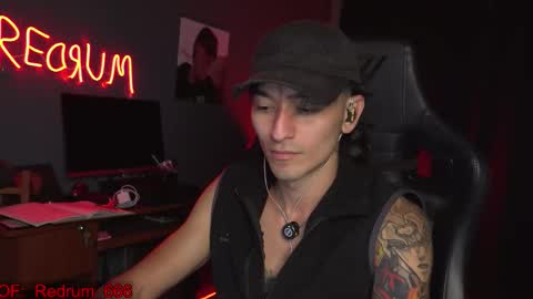 Red online show from November 18, 2025, 12:27 am