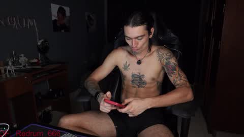 Red online show from March 13, 2026, 9:54 pm