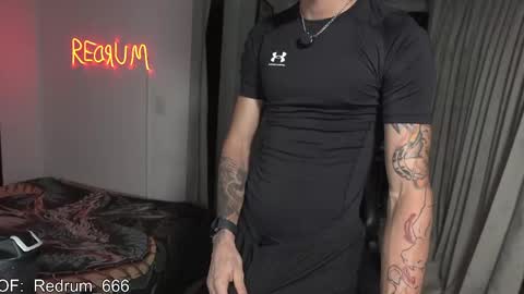 Red online show from June 1, 2026, 3:30 am