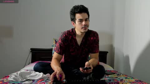 Snapshot of redsoul951869 chatting on November 28, 2025, 4:26 am RedsoulReaver online show from November 28, 2025, 4:26 am