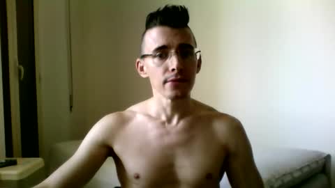 Snapshot of redstep0 chatting on September 25, 2025, 9:13 am redstep0 online show from September 25, 2025, 9:13 am