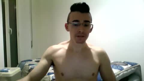 Snapshot of redstep0 chatting on October 22, 2025, 11:48 pm redstep0 online show from October 22, 2025, 11:48 pm