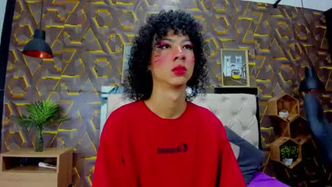 reed_kitty online show from November 11, 2025, 12:05 pm