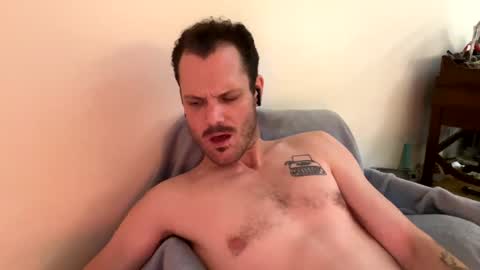 Snapshot of reed_thomas chatting on December 4, 2024, 6:11 am Reed Thomas online show from December 4, 2024, 6:11 am