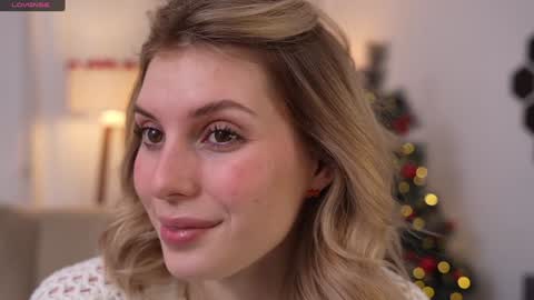 Snapshot of refined_style chatting on December 23, 2024, 7:17 am JessyinCherri yang online show from December 23, 2024, 7:17 am