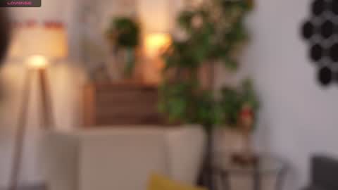 Snapshot of refined_style chatting on January 20, 2025, 10:40 am JessyinCherri yang online show from January 20, 2025, 10:40 am