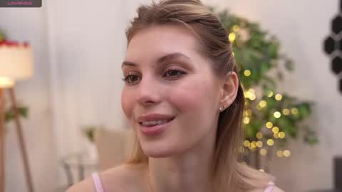 Snapshot of refined_style chatting on February 15, 2025, 7:16 am JessyinCherri yang online show from February 15, 2025, 7:16 am