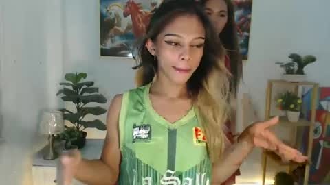 Snapshot of regelthegoddess chatting on January 7, 2025, 4:37 pm regelthegoddess online show from January 7, 2025, 4:37 pm