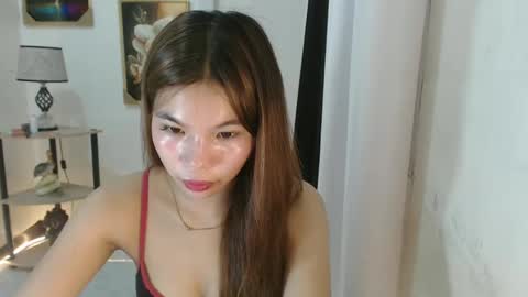Snapshot of regelthegoddess chatting on February 13, 2025, 1:37 pm regelthegoddess online show from February 13, 2025, 1:37 pm
