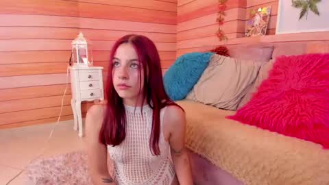 Snapshot of regina_blum chatting on January 18, 2025, 10:39 pm Regina online show from January 18, 2025, 10:39 pm