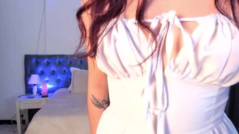 Snapshot of regina_blum chatting on September 27, 2025, 12:54 pm Regina online show from September 27, 2025, 12:54 pm