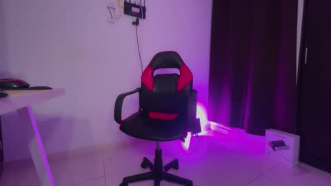 Snapshot of regina_mills_milk chatting on January 9, 2026, 1:52 am regina_mills_milk online show from January 9, 2026, 1:52 am