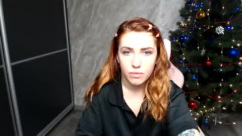 Snapshot of reginasmilee chatting on December 20, 2025, 3:02 am Regina online show from December 20, 2025, 3:02 am