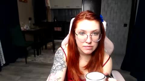 Snapshot of reginasmilee chatting on March 14, 2026, 3:23 am Regina online show from March 14, 2026, 3:23 am