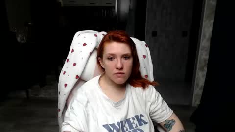 Snapshot of reginasmilee chatting on March 22, 2026, 3:43 am Regina online show from March 22, 2026, 3:43 am