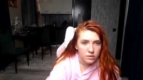 Snapshot of reginasmilee chatting on April 8, 2026, 2:50 pm Regina online show from April 8, 2026, 2:50 pm