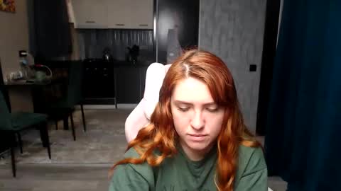 Snapshot of reginasmilee chatting on April 10, 2026, 2:50 am Regina online show from April 10, 2026, 2:50 am