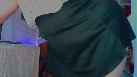 Karina online show from March 9, 2026, 6:28 am