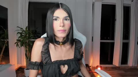 Snapshot of reichel_gray chatting on March 6, 2025, 2:19 am REICHEL online show from March 6, 2025, 2:19 am