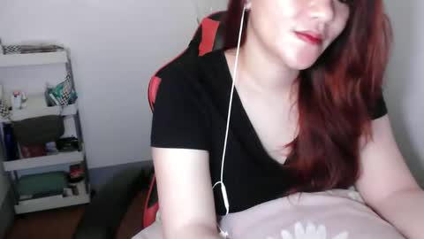 Snapshot of reign2525 chatting on September 8, 2025, 4:39 pm reign2525 online show from September 8, 2025, 4:39 pm