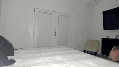 Snapshot of rejectbarbie chatting on January 17, 2026, 1:21 am Priscilla online show from January 17, 2026, 1:21 am