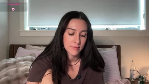 Remi online show from June 5, 2026, 12:17 am