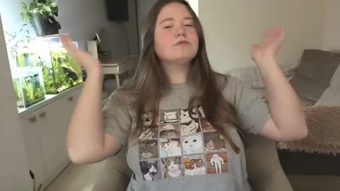 Snapshot of remirann_ chatting on November 10, 2025, 12:26 pm Ann OF - remirann21 online show from November 10, 2025, 12:26 pm